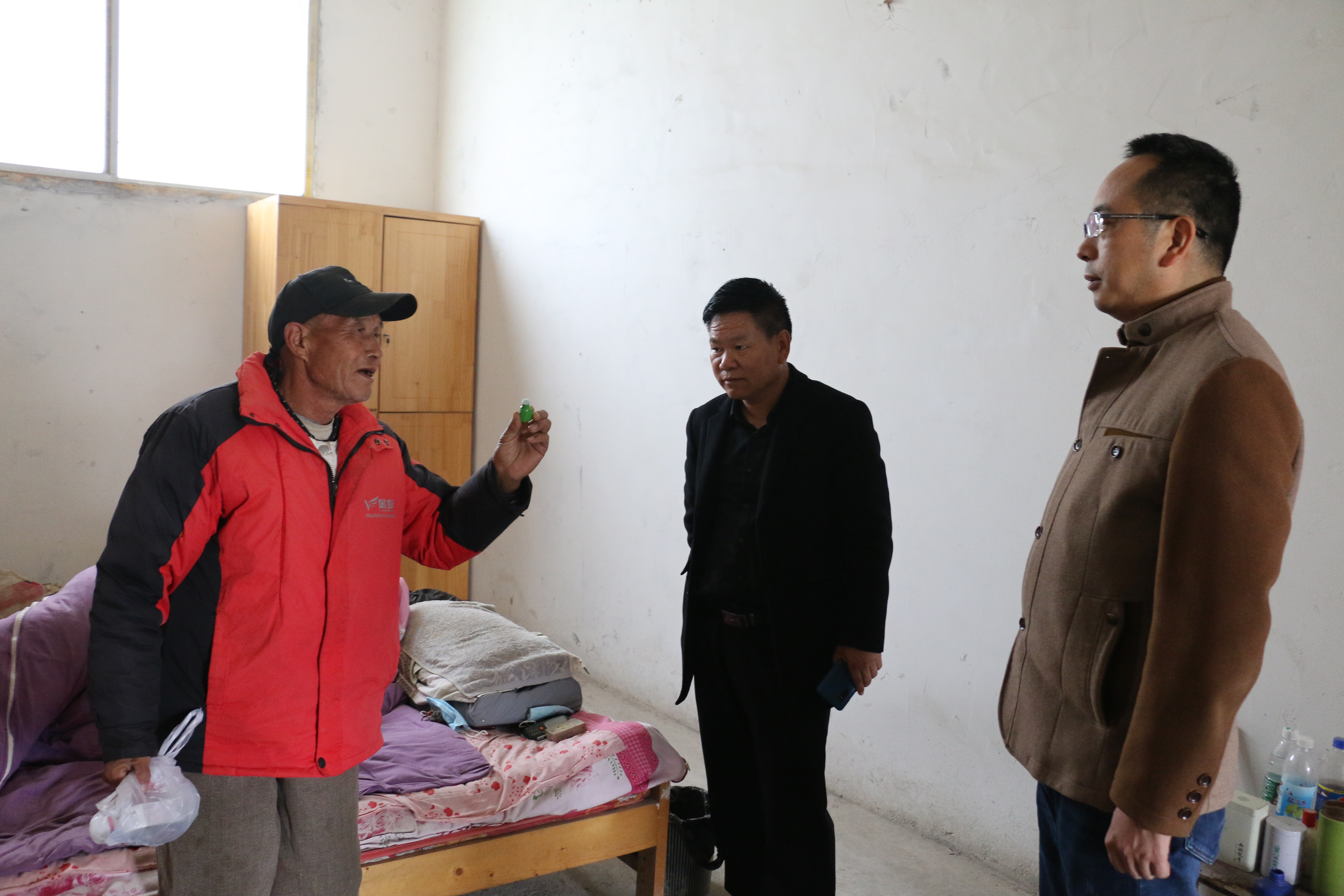 永利3044noc集团开展对点帮扶走访并宣讲党的二十大精神(图1)