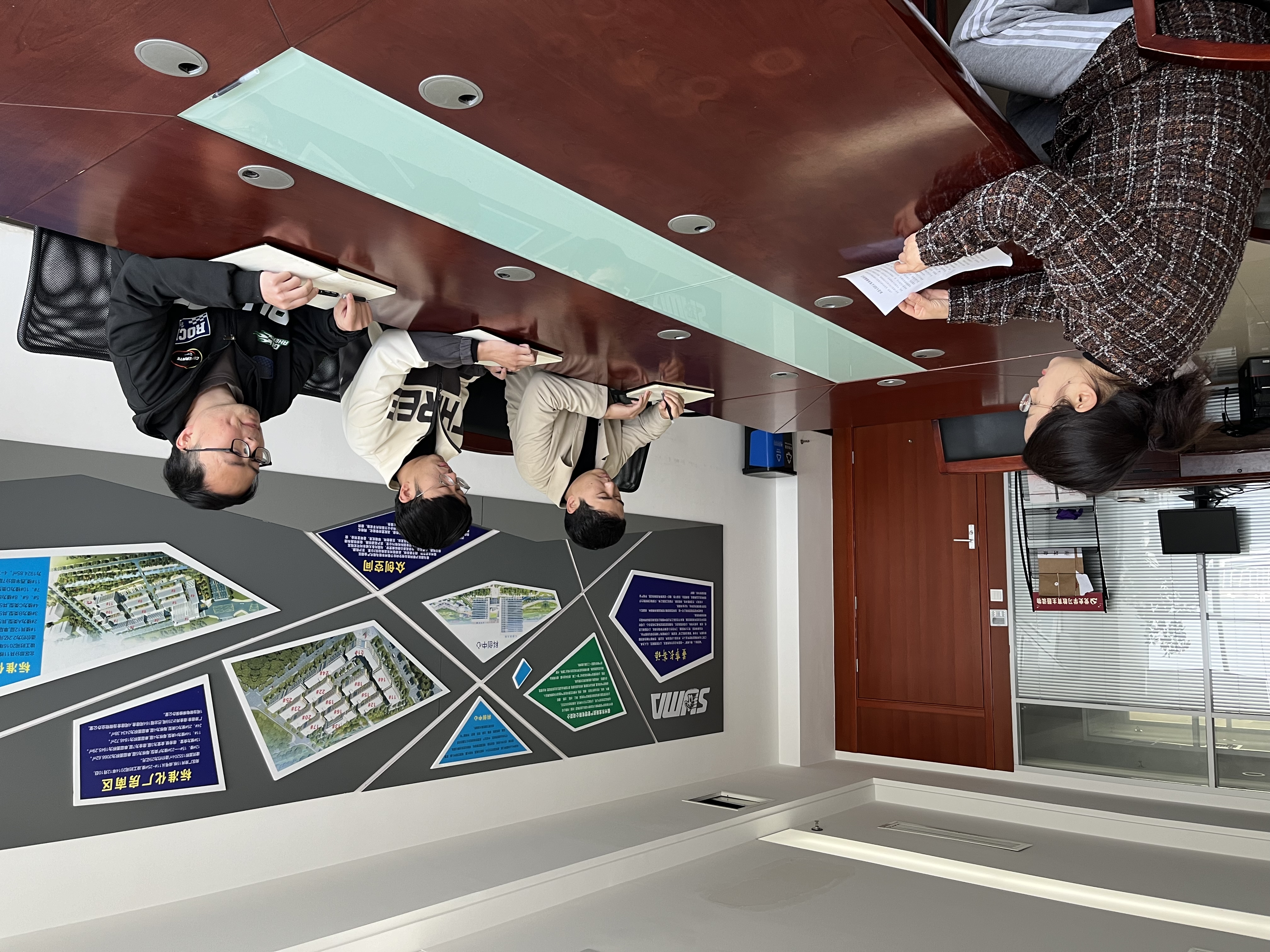 集团纪委对新转正人员进行廉政谈话(图1)